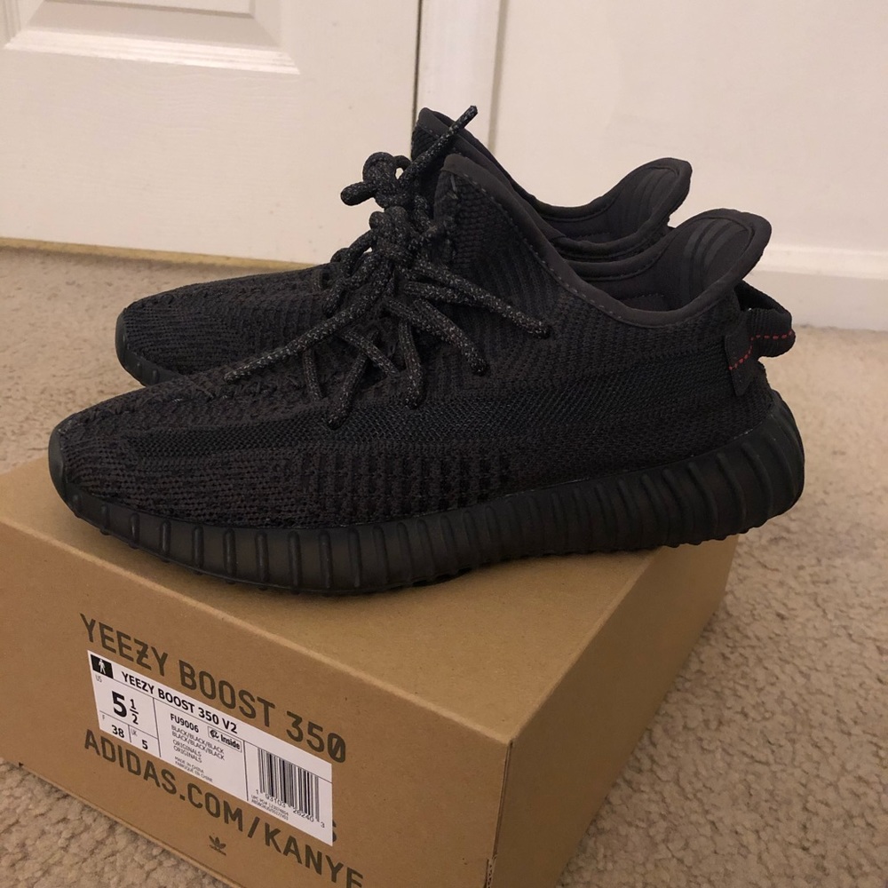 Black yeezy boost 350